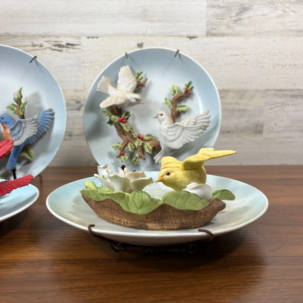 Jonathon Byron American Signature Collection 3D Birds Plates 9